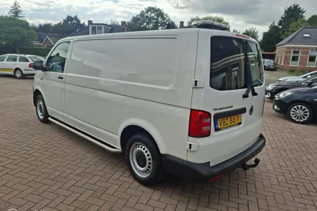 Volkswagen Transporter (2020) thumbnail 5
