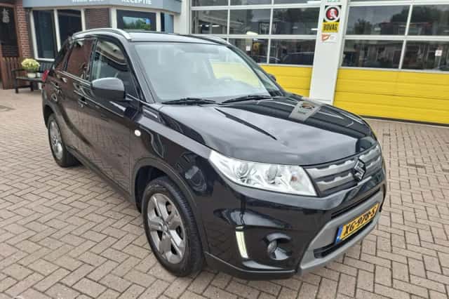 Suzuki Vitara (2019) thumbnail 1