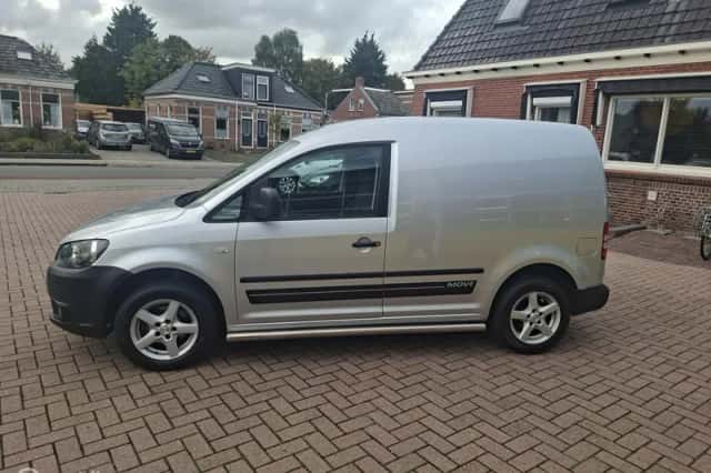 Volkswagen Caddy (2014) thumbnail 6