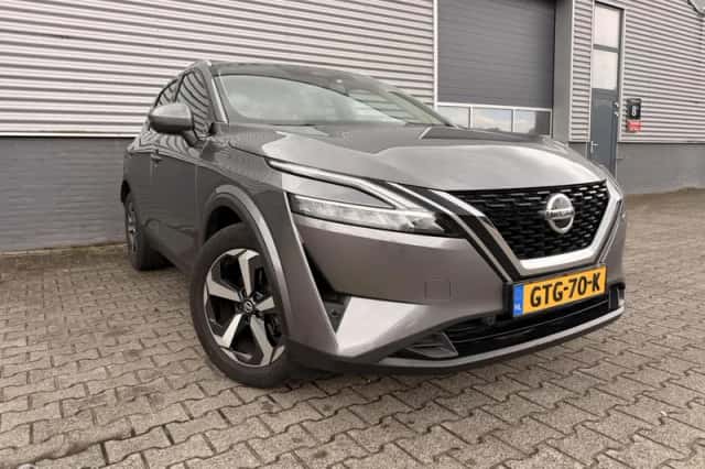 Nissan Qashqai (2021) thumbnail 3