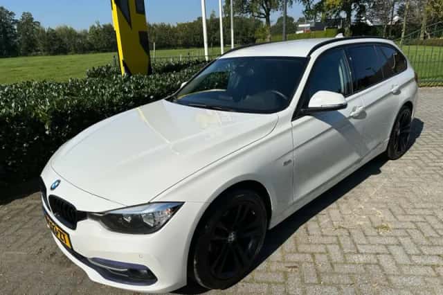 BMW 3-Serie (2016) thumbnail 1