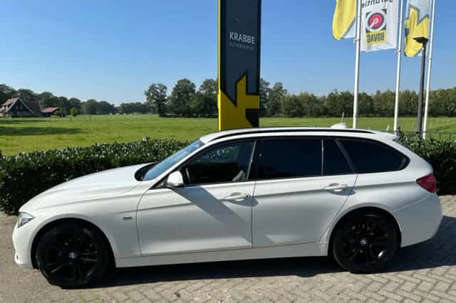 BMW 3-Serie (2016) thumbnail 2