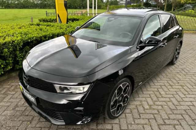 Opel Astra (2022) thumbnail 1