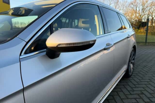 Volkswagen Passat (2019) thumbnail 5