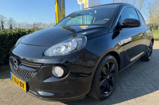 Opel Adam (2018) thumbnail 4