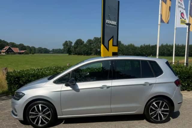 Volkswagen Golf Sportsvan (2020) thumbnail 2
