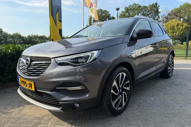 Opel Grandland (2019) thumbnail 4