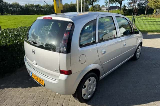 Opel Meriva (2006) thumbnail 5