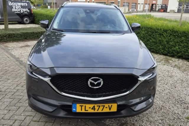 Mazda CX-5 (2018) thumbnail 2
