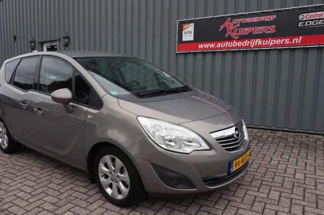 Opel Meriva (2010) thumbnail 1