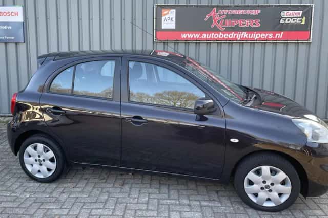 Nissan Micra (2015) thumbnail 3