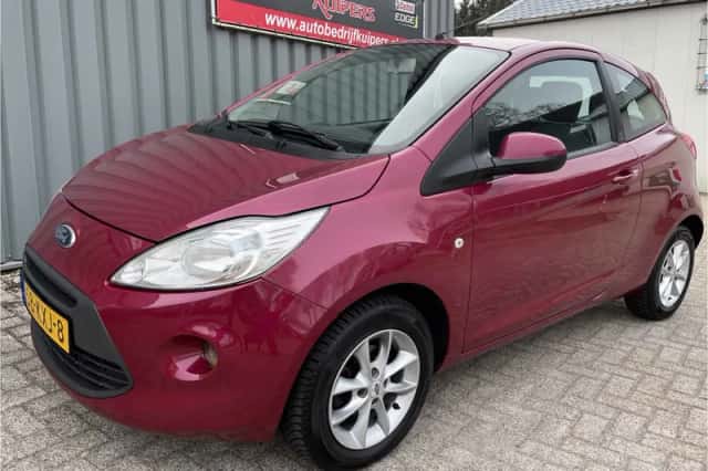 Ford Ka (2010) thumbnail 2