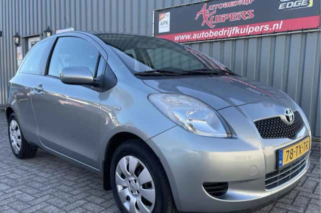 Toyota Yaris (2007) thumbnail 1