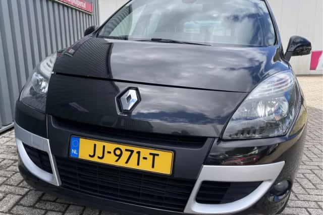 Renault Scénic (2009) thumbnail 5