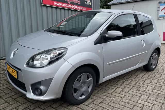 Renault Twingo (2011) thumbnail 2
