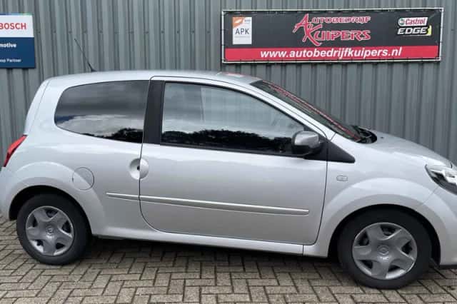 Renault Twingo (2011) thumbnail 3