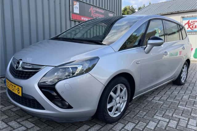 Opel Zafira (2012) thumbnail 2
