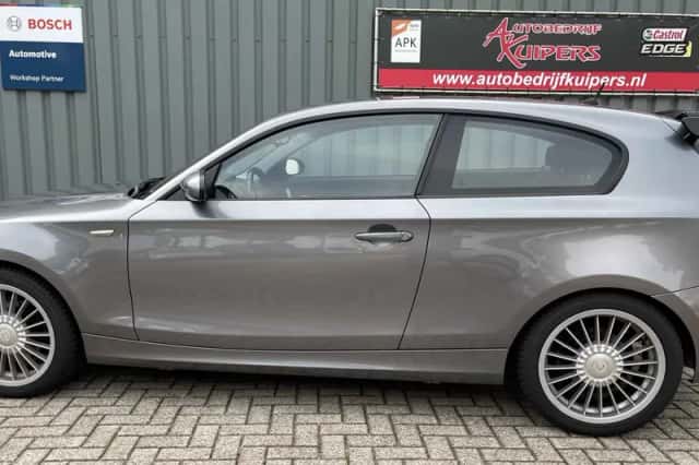 BMW 1-Serie (2009) thumbnail 4