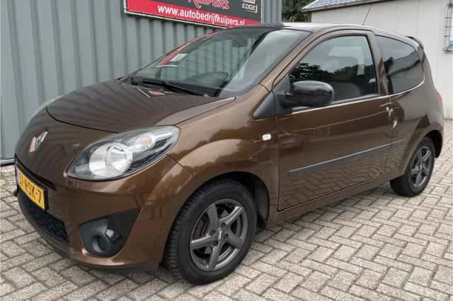 Renault Twingo (2011) thumbnail 2