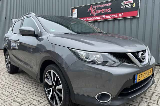 Nissan Qashqai (2017) thumbnail 1
