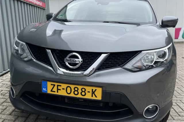 Nissan Qashqai (2017) thumbnail 5