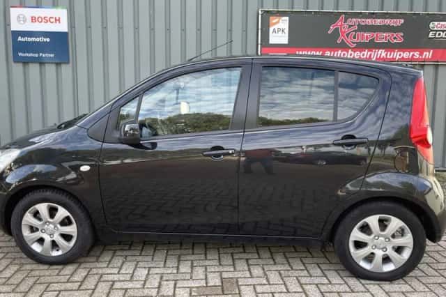 Opel Agila (2010) thumbnail 4