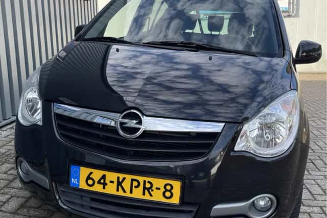 Opel Agila (2010) thumbnail 5