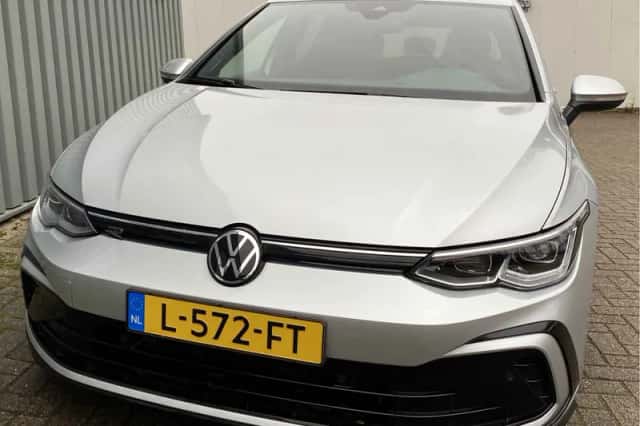 Volkswagen Golf (2021) thumbnail 5