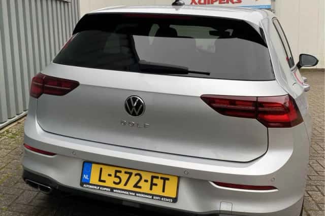 Volkswagen Golf (2021) thumbnail 6