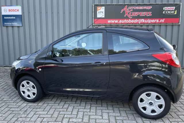 Ford Ka (2011) thumbnail 4