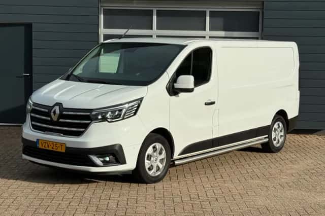 Renault Trafic (2023) thumbnail 1