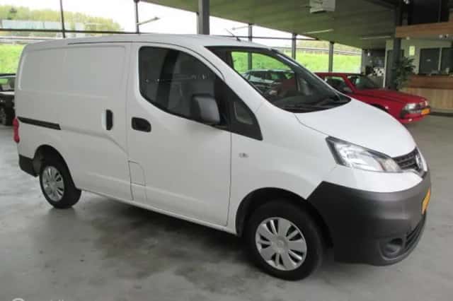 Nissan NV200 (2016) thumbnail 5