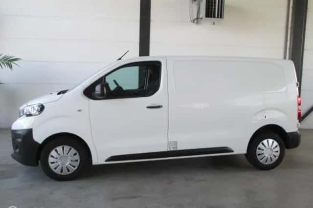 Peugeot Expert (2017) thumbnail 2