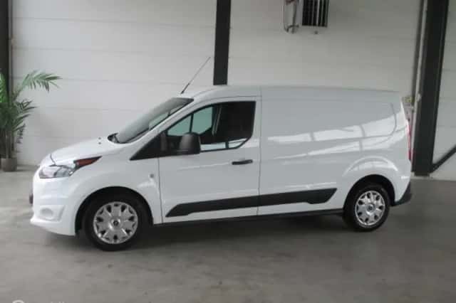 Mercedes-Benz Vito (2019) thumbnail 2