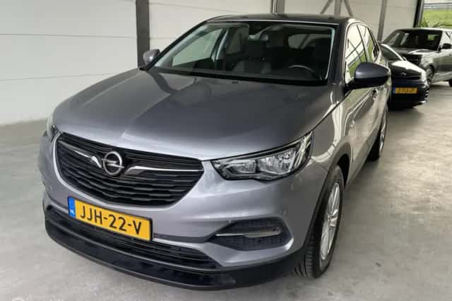 Opel Grandland (2019) thumbnail 1