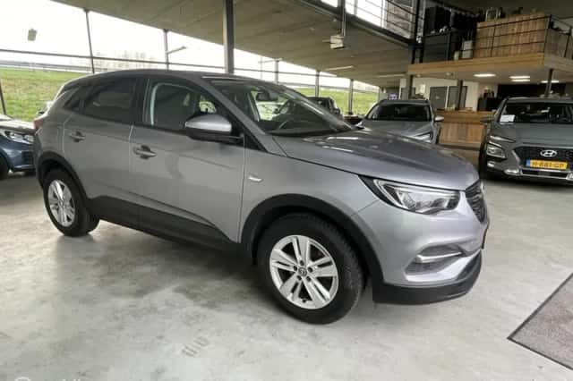 Opel Grandland (2019) thumbnail 5