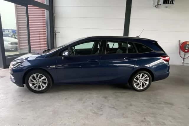 Opel Astra (2020) thumbnail 2