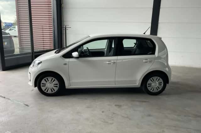 Volkswagen Up! (2014) thumbnail 2