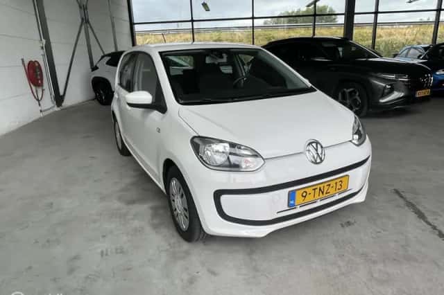 Volkswagen Up! (2014) thumbnail 6