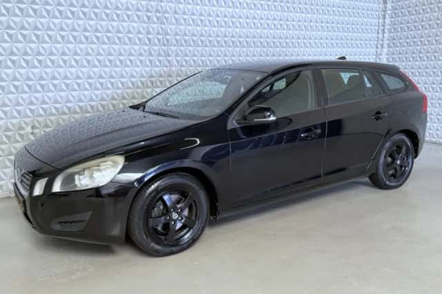 Volvo V60 (2012) thumbnail 4