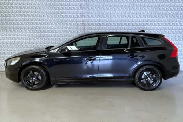 Volvo V60 (2012) thumbnail 5