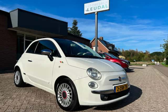 Fiat 500 (2008) thumbnail 3