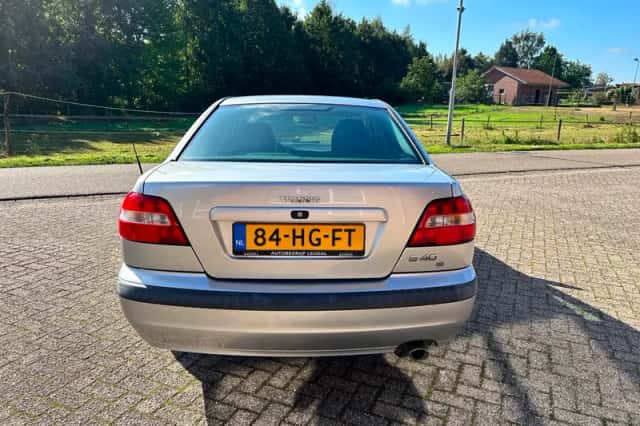 Volvo S40 (2001) thumbnail 6