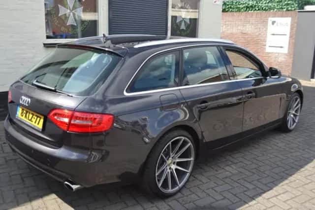 Audi A4 (2013) thumbnail 2
