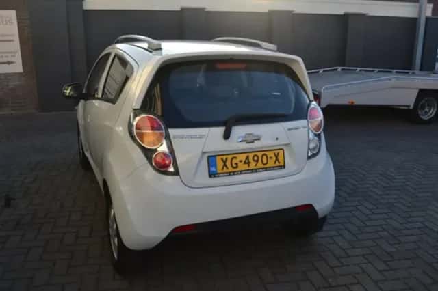 Chevrolet Spark (2012) thumbnail 6