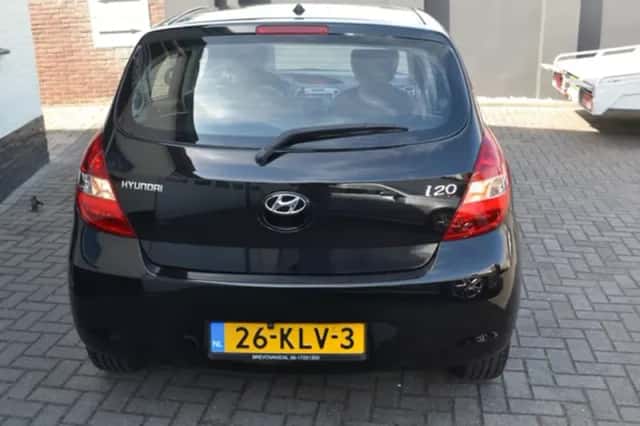 Hyundai i20 (2010) thumbnail 3