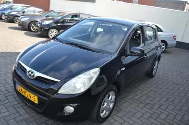 Hyundai i20 (2010) thumbnail 4