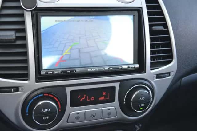 Hyundai i20 (2010) thumbnail 6