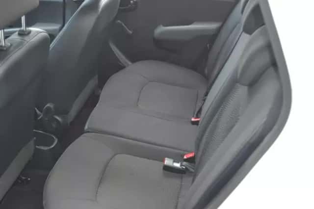 Hyundai i10 (2012) thumbnail 6