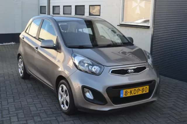 Kia Picanto (2013) thumbnail 3